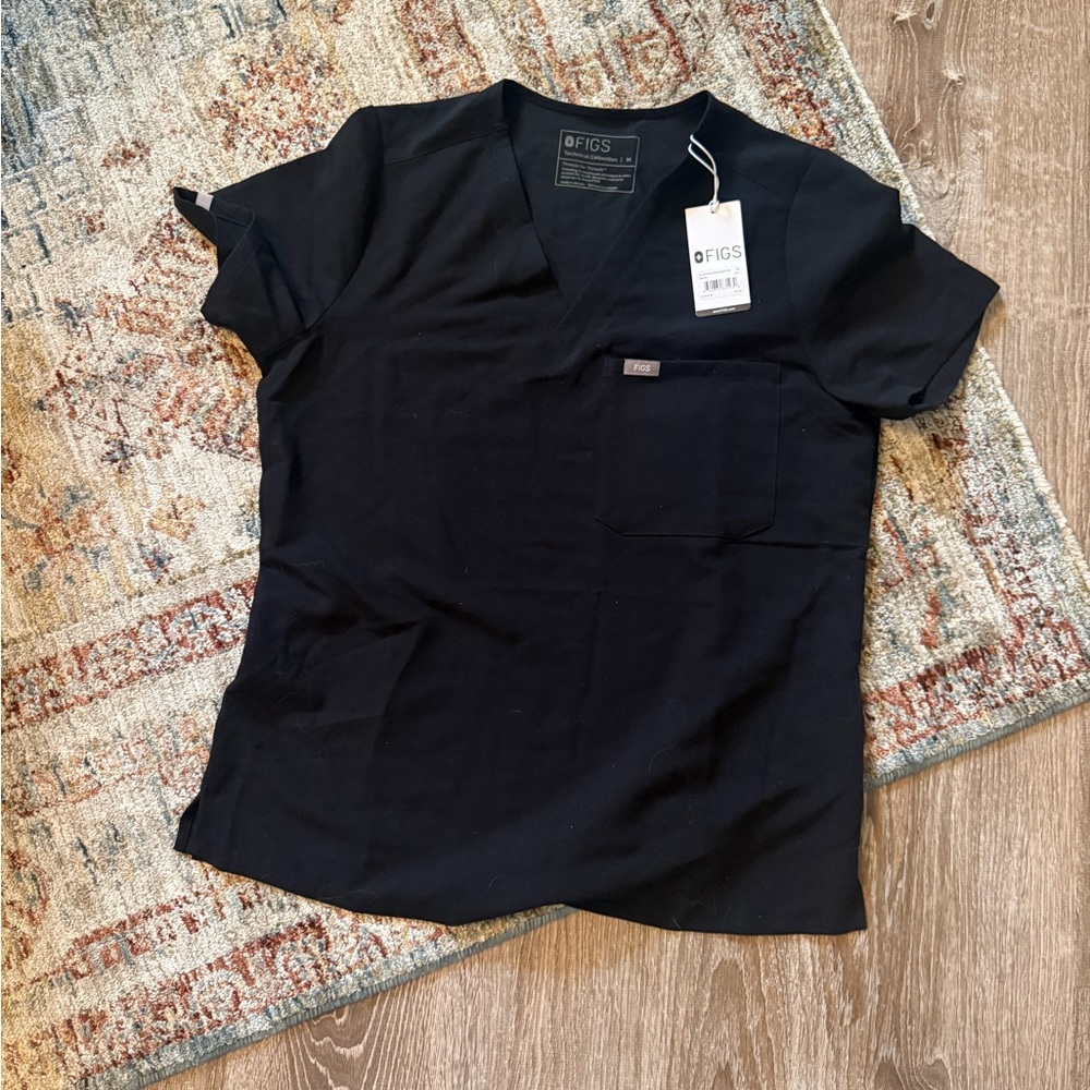 Figs Women's Black V-Neck Short Sleeve Scrub Top